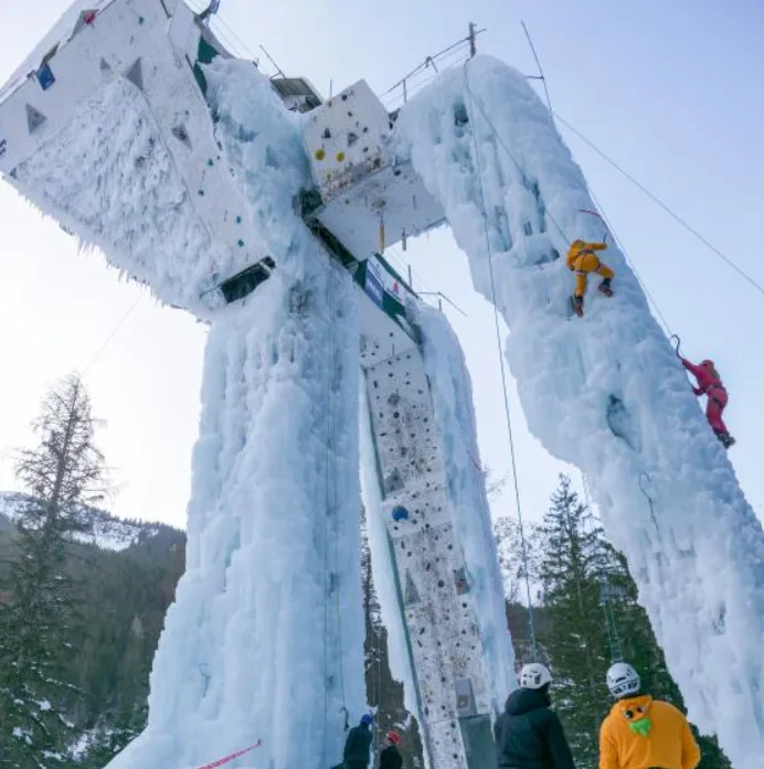 L'escalade sur glace de Champagn-le-Haut : un spot très célèbre pour les connaisseurs.