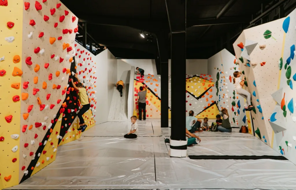 La zone enfants dans le Vertical'Art de Grenoble